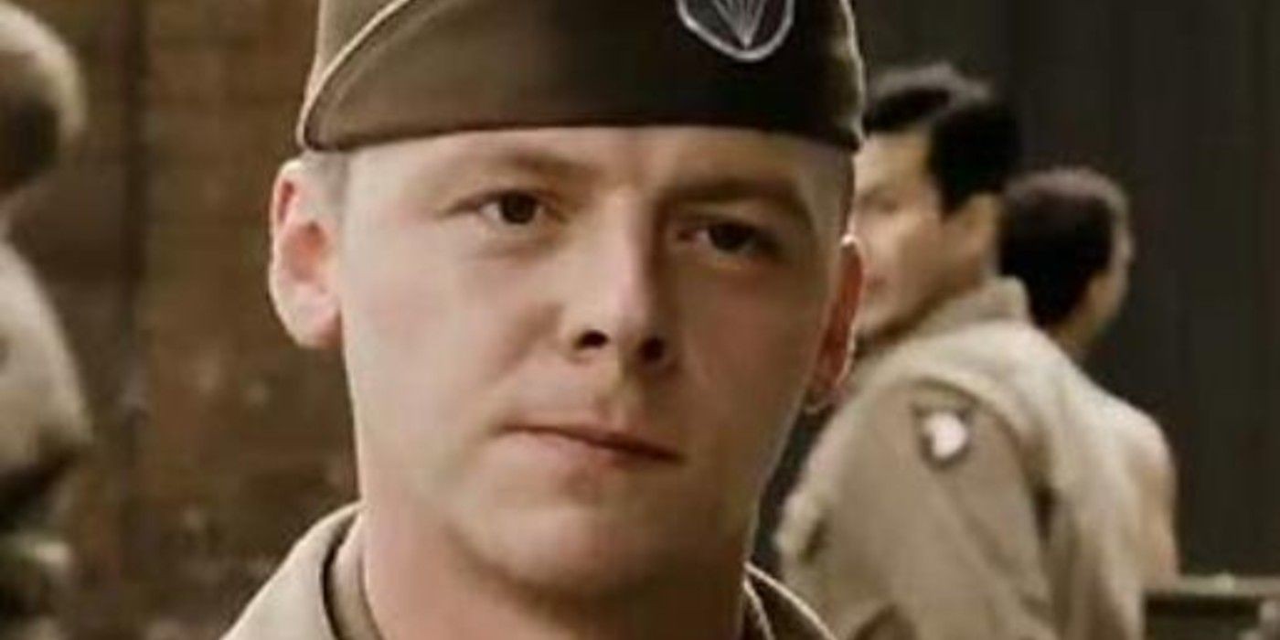 Simon Pegg as William Evans smirking in Band of Brothers