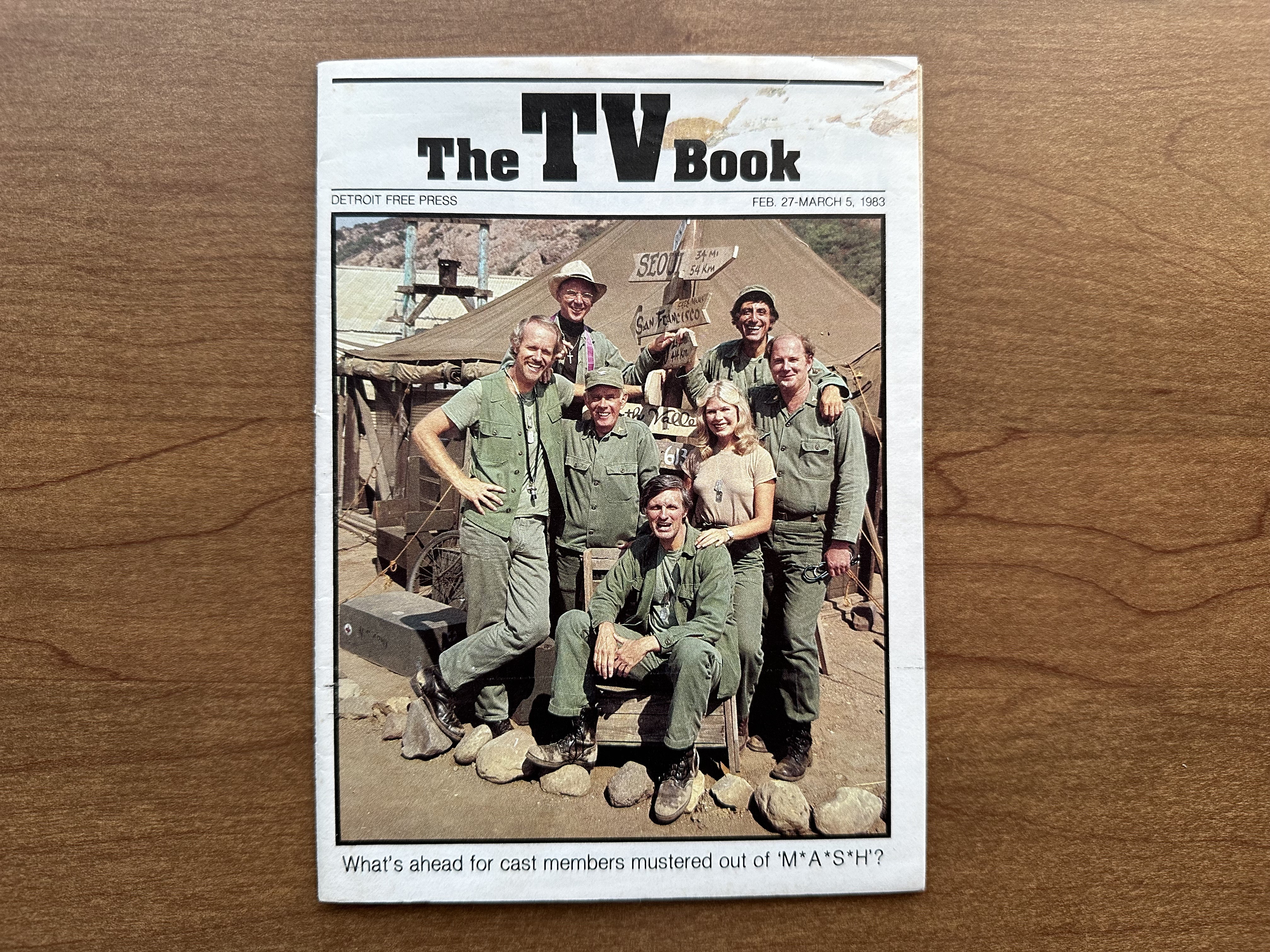 Cover of The TV Book, Detroit Free Press, featuring M*A*S*H cast for the finale coverage.