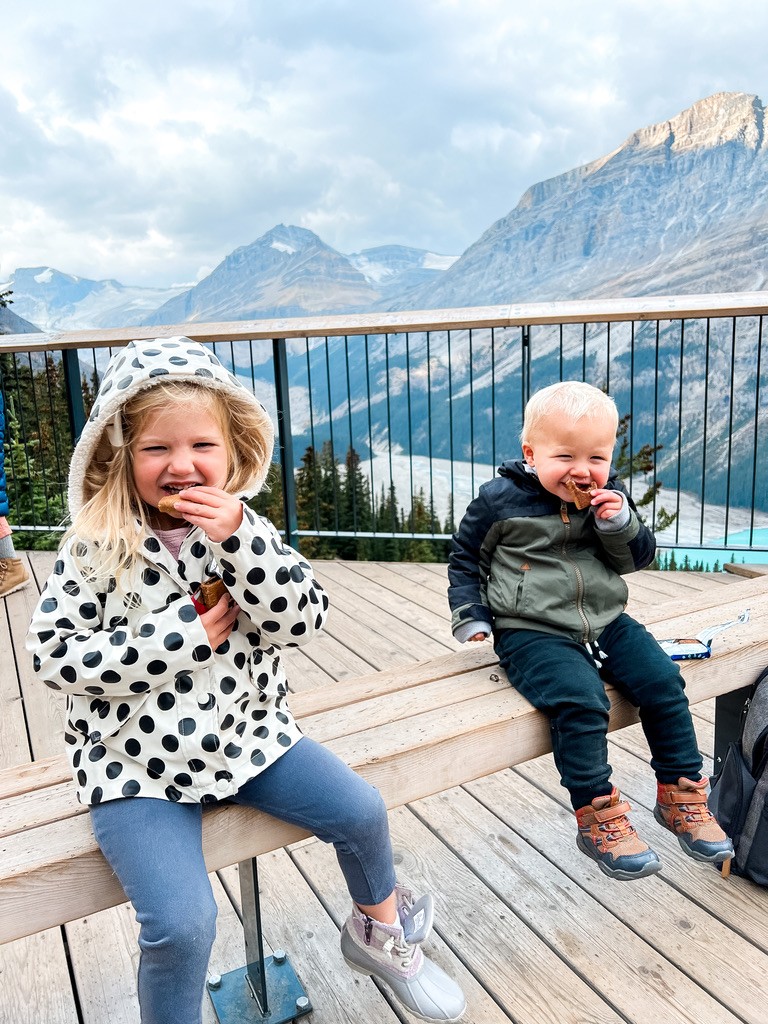 Family enjoying the view at Peyto Lake overlook